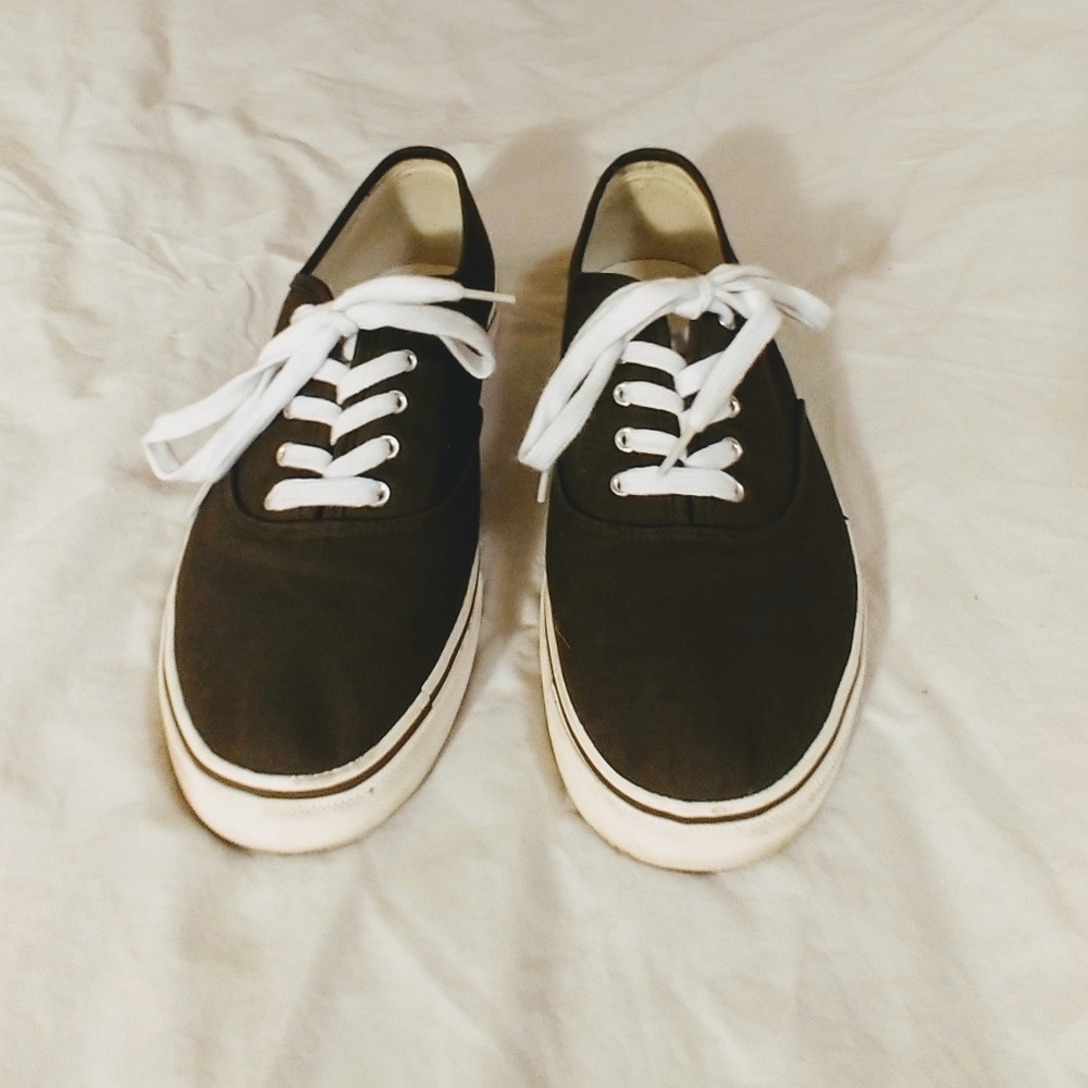 FOREVER 21 MEN'S SHOES